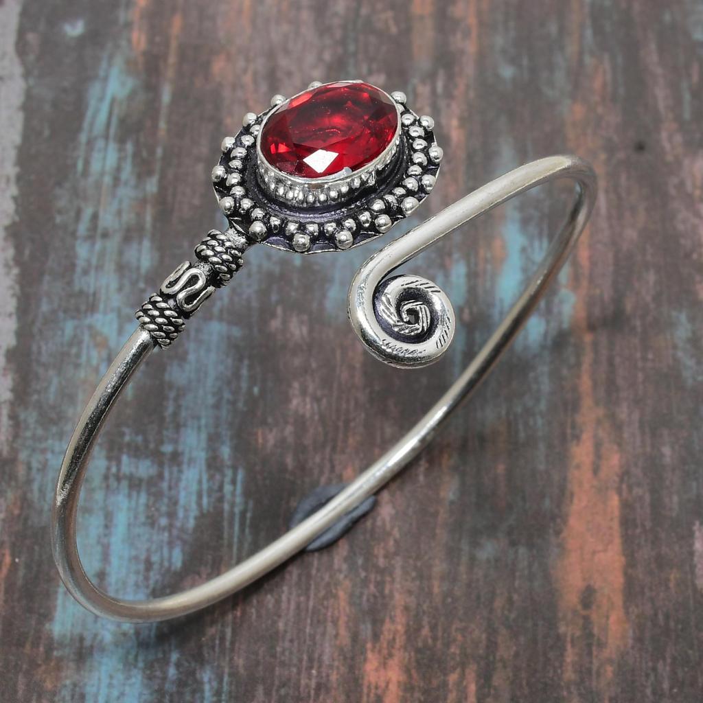 Мозамбик Гранат Драгоценный камень ручной работы Твердый стерлинговый серебристый стерлинговый серебристый браслет 925 пробы Регулируемый