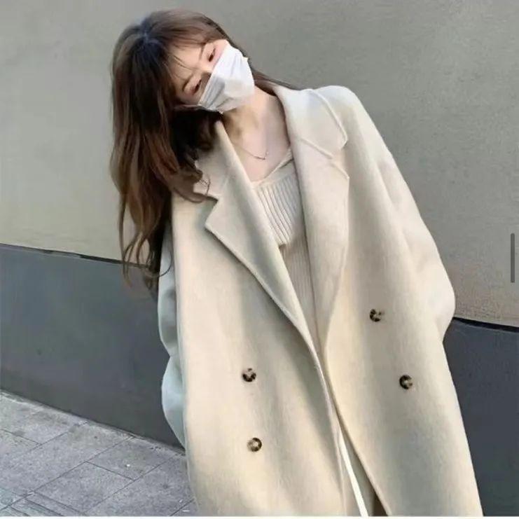 Белое шерстяное пальто с утолщенным шерстяным пальто средней длины для женщин