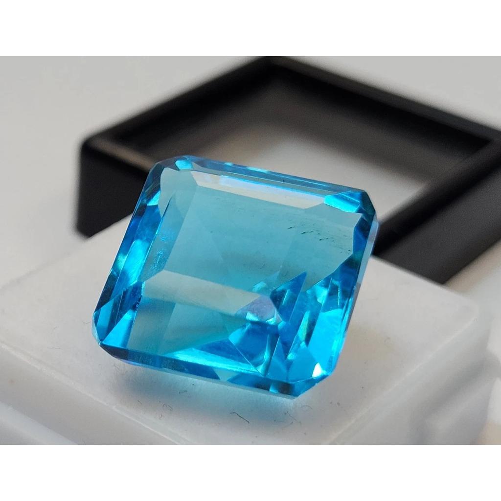 Natural Swiss Blue Topaz 18 Ct Square Cut Stunning Loose Gemstone