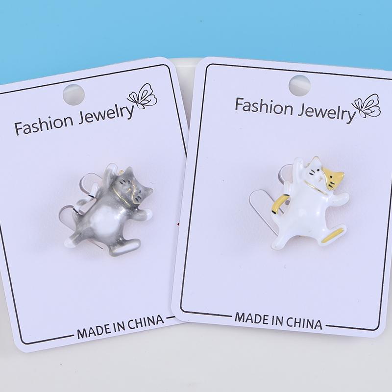 Blucome Прекрасные масляные танцующие белые броши с котом, ювелирные изделия из эмалированного сплава, свитер, шапки, аксессуары для женщин и девочек