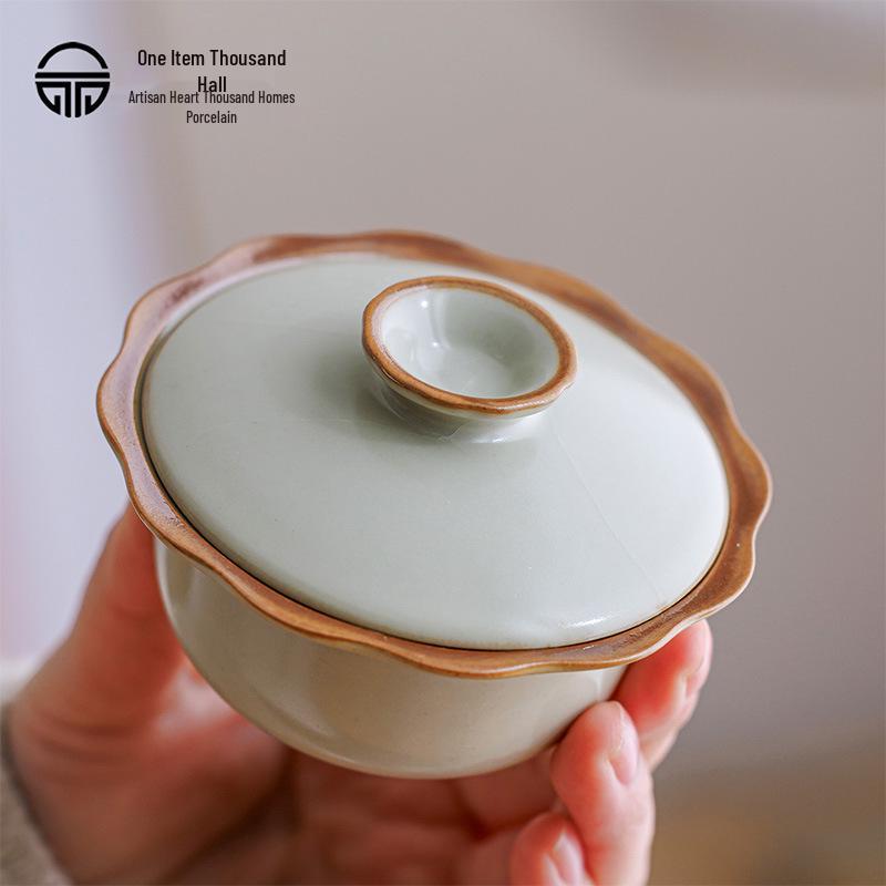 Счастливая чайная чашка из цзиньдэчжэньской керамики с крышкой, конструкция с разделением воды, идеально подходит для личного или офисного использования.