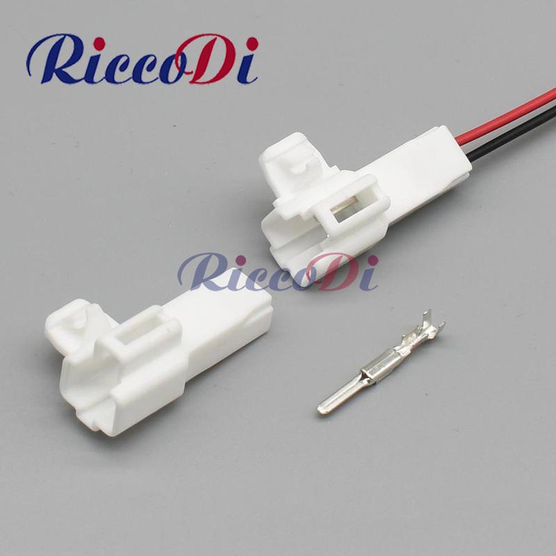 1 Set 2 Pins Male Connector 7282-7424/90980-11724 Plug Automotic Socket DJ70227Y-2.2-11