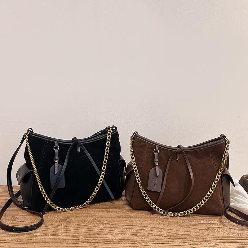 Niche Korean new women's bag autumn and winter versatile matte leather fashion single shoulder underarm simple retro bucket bag