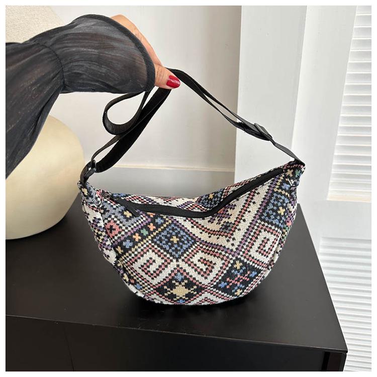 2023 Женская этническая шерстяная ретро сумка-пельмень через плечо - Универсальная и модная