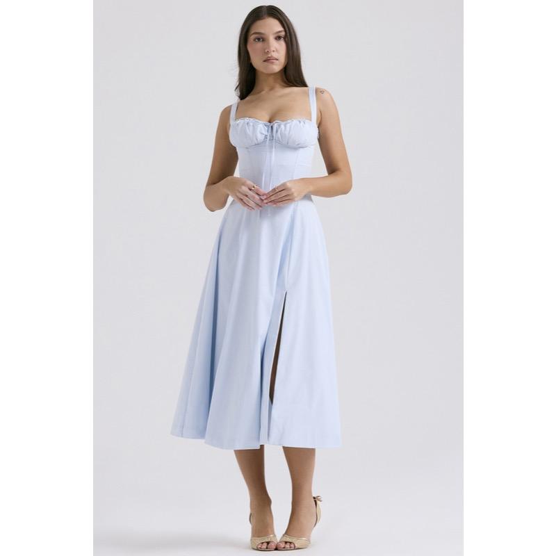 Летнее облегающее платье-комбинезон