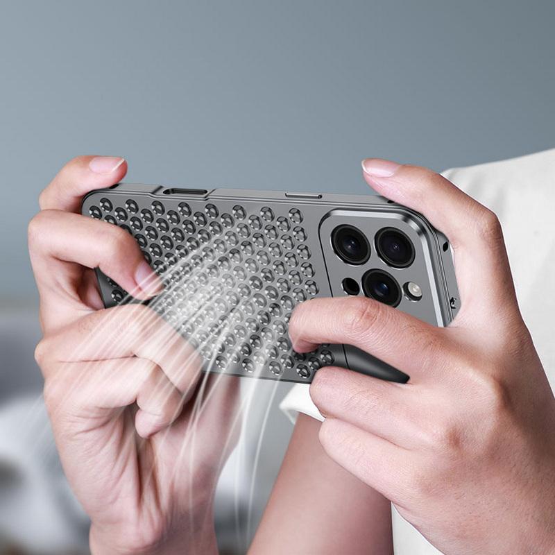 Роскошный чехол из алюминиевого сплава с полой сеткой для iPhone 16 Pro Max 15 Plus 14 Pro 13 12, рассеивающий тепло, ударопрочный, тонкий чехол для телефона