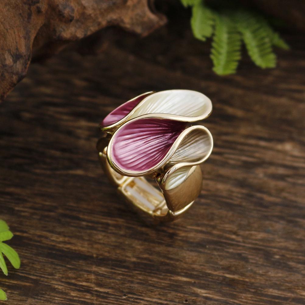 Новое эмалевое геометрическое кольцо с лепестками на резинке, женское модное простое неровное кольцо с цветком