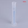 Измерительный цилиндр на 100 мл. Измерительный цилиндр с синей шкалой, устойчивый к кислотам и щелочам.