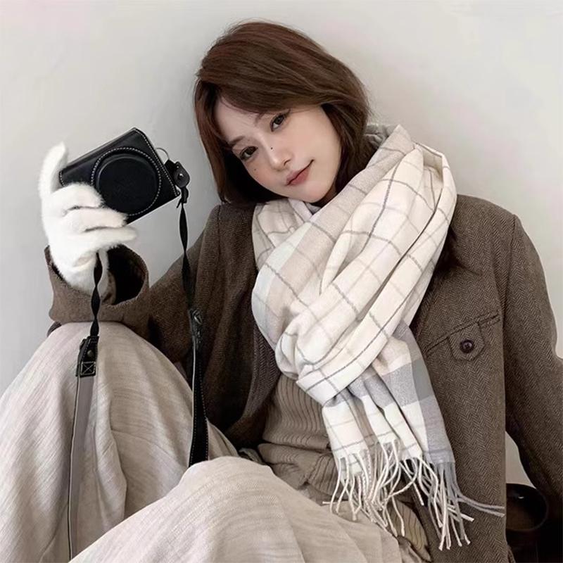 2025 Autumn And Winter Women'S Scarf Atmosphere Plaid Korean Style Versatile Neck Scarf Thick Warm