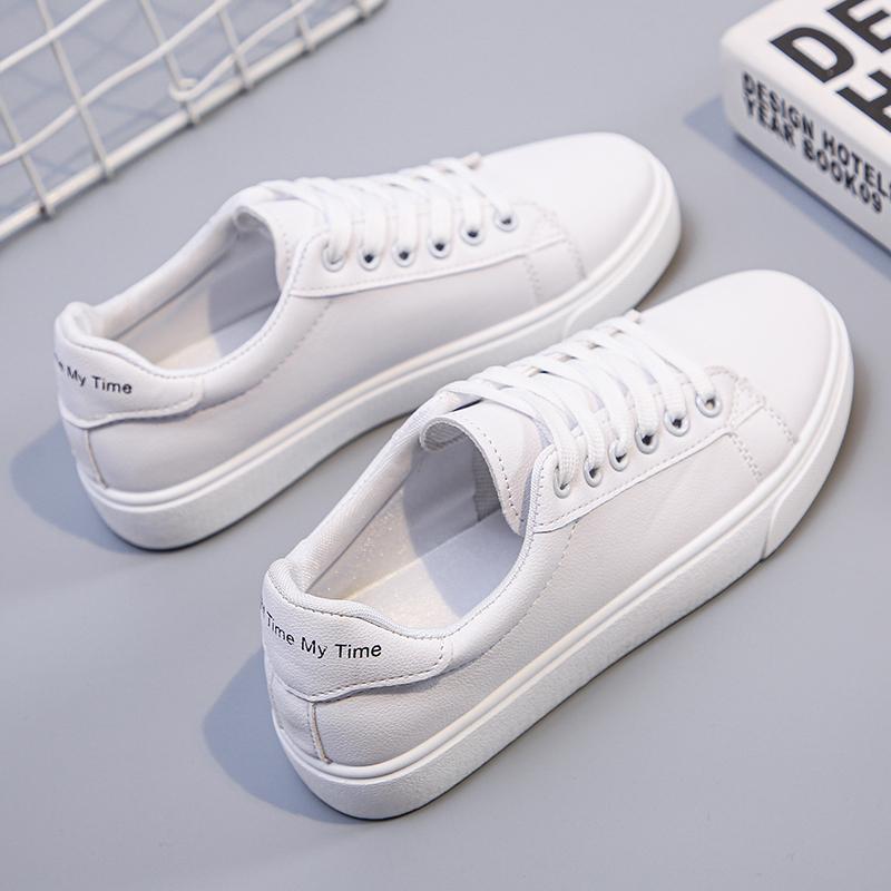 Модные роскошные дизайнерские туфли на плоской подошве для женщин, повседневные, для прогулок на свежем воздухе, маленькие белые туфли, новые модные кроссовки для женщин