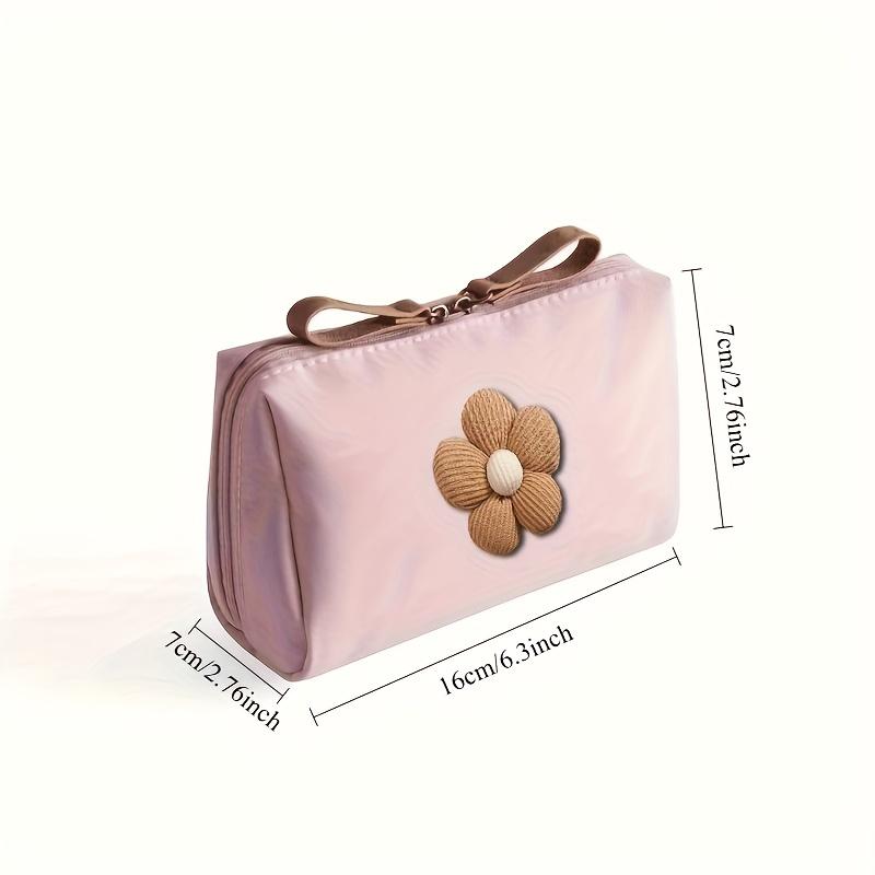 1PC 5 Petal Flower Travel Pouch, Lightweight Brown Floral Zipper Bag for Lipstick Phone Coins, Unisex Black for Daily Travel