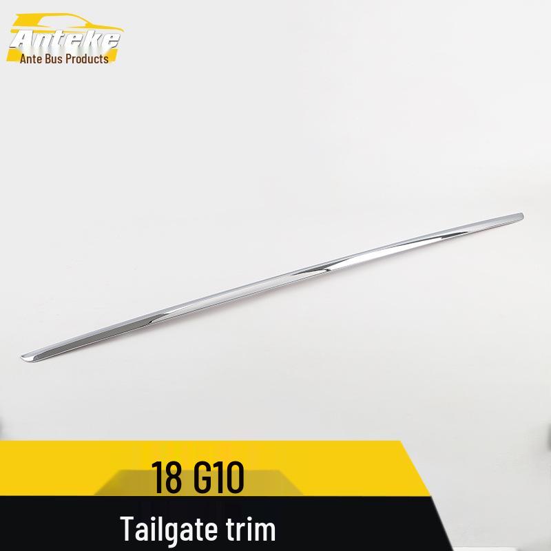 Maxus G10 Tailgate Trim: Rear Bumper Protector and Anti-Scratch Pedal Strip