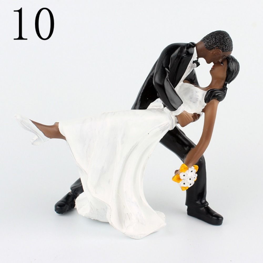 Funny Bride and Groom Figurines Romantic Marry Figurine Cake Toppers Dolls Marry