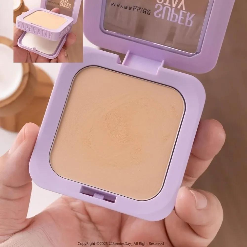 Матирующая пудра-основа Maybelline Superstay