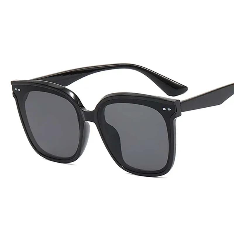 Plain Square Sunglasses for Women Men Vintage Classic Designer Sun Glasses Fashion Brand Travel Shades Oculos De Sol