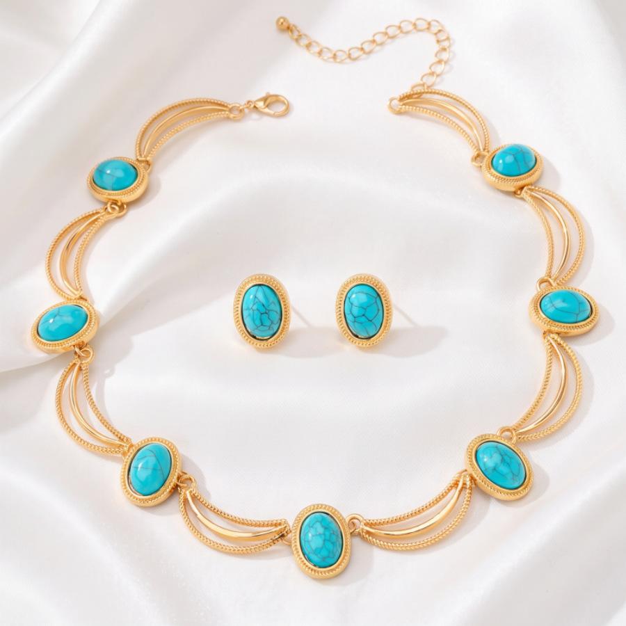 European and American court style women's earrings necklace set retro inlaid gemstone design high sense collarbone chain women