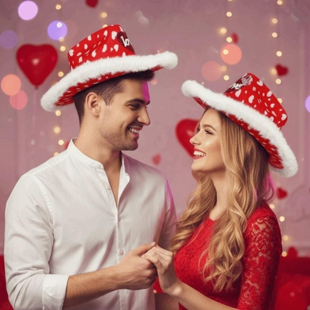 Широкополая Красная Шляпа Ковбоя с Сердечком Теплая Шапка для Вечеринки на День Святого Валентина Крутая Шляпа Ковбойши Топ-Шляпа для Модного Показа