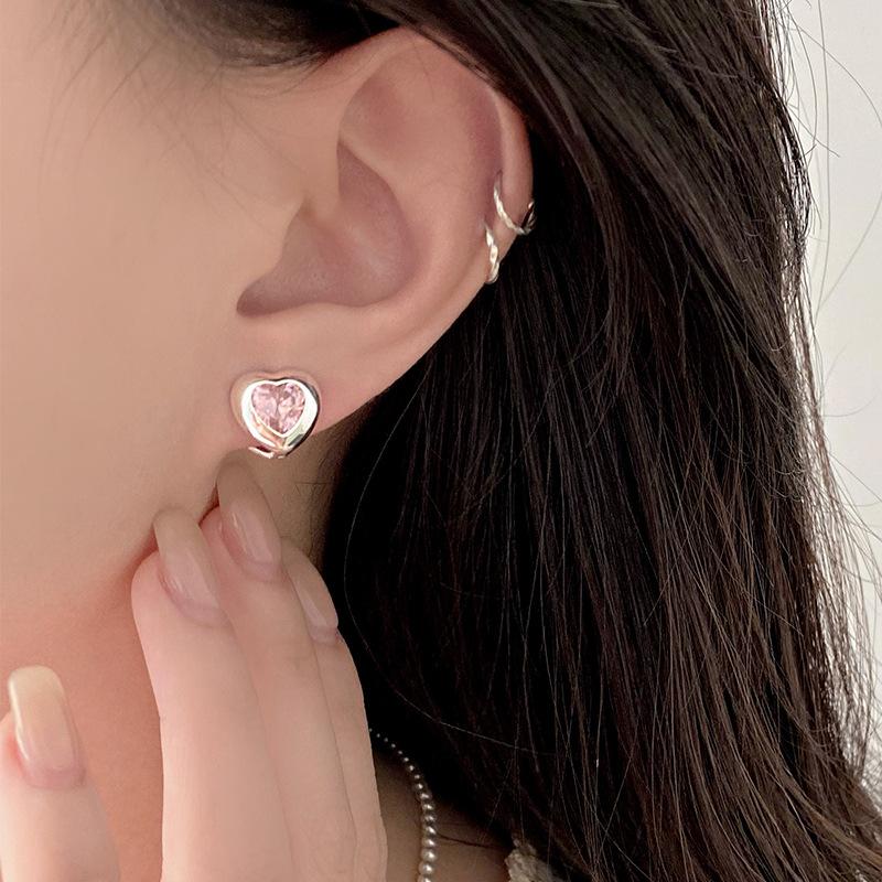 Белые розовые серьги Love Earbuds Light Luxury Sweet Niche Design High-end Peach Heart Earbuds
