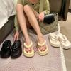 Summer Thick-soled Cool Slippers Women's 2025 New Soft-soled Flip-flops Women's Casual Wear Lazy Beach Slippers Women
