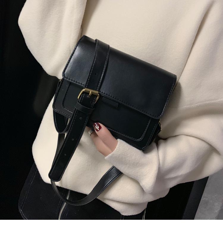 Маленькая сумочка от SCIONE