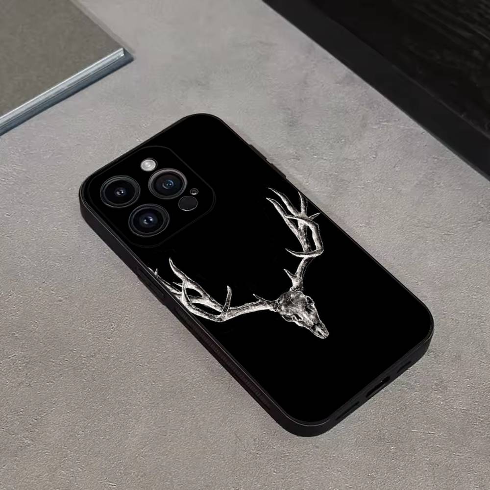 Deer Hunting Camo Phone Case For iPhone 17,16,15,14,13,12,11 Plus,Pro Max,XS,X,XR,SE,Mini,8,7,Soft Silicone Black Cover