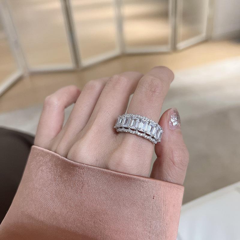 Luxury Zircon Sparkling Diamond Spirit Serpentine Ring Silver Open Ring High Quality Texture Simple and Versatile Trendy Cool Handmade for Women