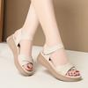 New Summer Casual Soft Sole Flat Sandals Middle-Aged Women's Thick Sole Leather Face Mother's Shoes Are Versatile Comfortable