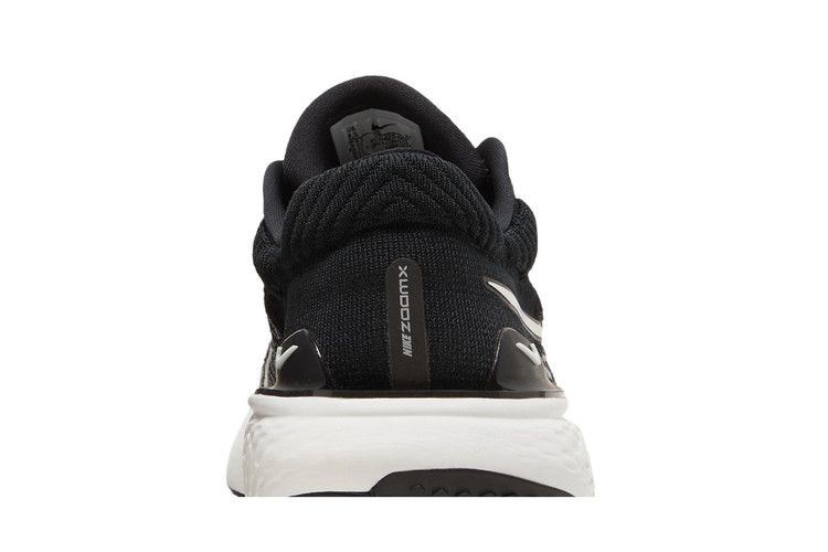Nike ZoomX Invincible Run Flyknit 2 Черный Белый