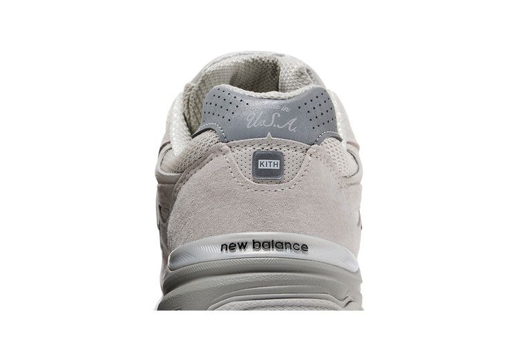 Men's Sneakers Kith x New Balance 990v3 Made In USA 'Hallow'