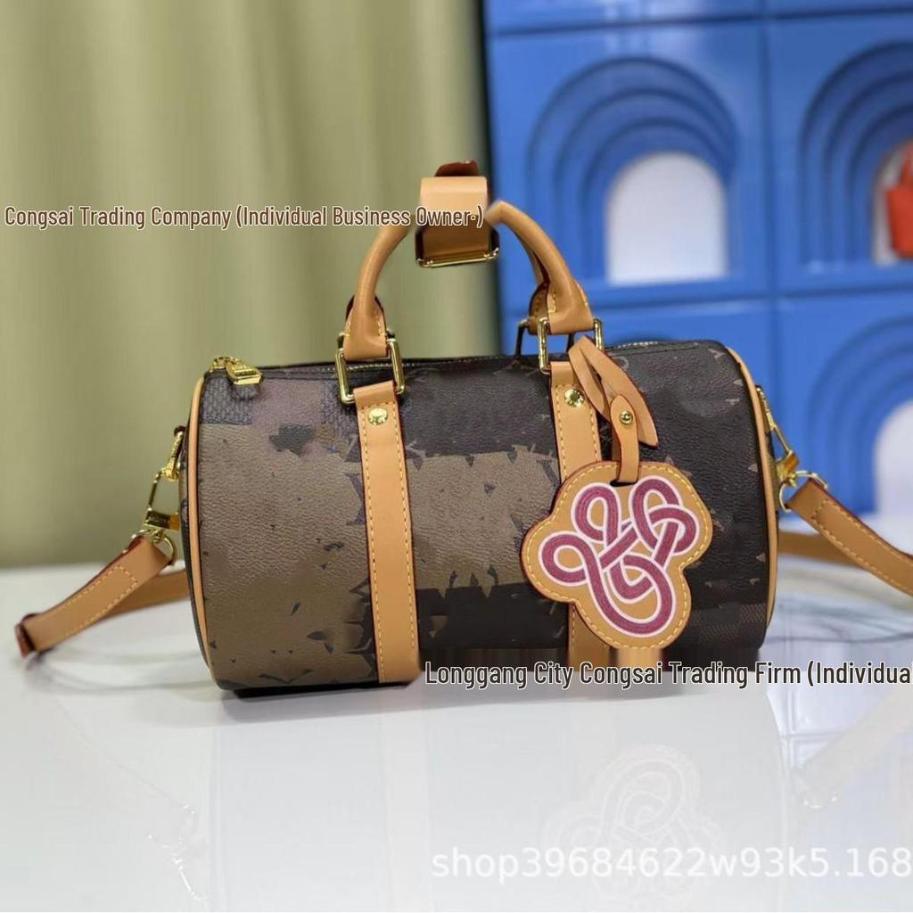 LV 2025 Men's Fashion Trend Light Luxury Three-in-One Backpack & Crossbody Bag