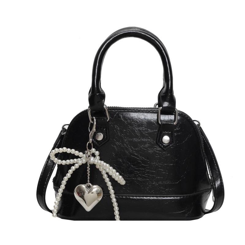 В этом году популярная маленькая сумка женская 2024 новая мода высокая чувственность оболочка сумка через плечо Интернет знаменитость взрыв портативный