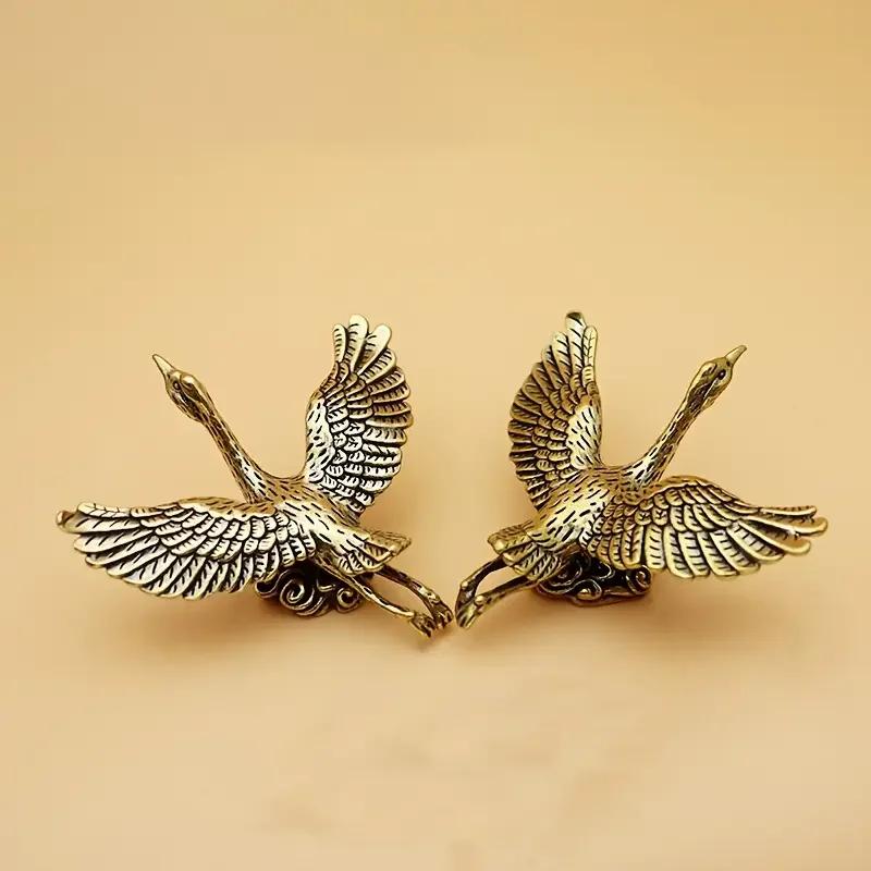 Elegant Brass Flying Crane Figurine - Vintage Style Desktop Decor, Office Art Piece, Tea Pet Accessory