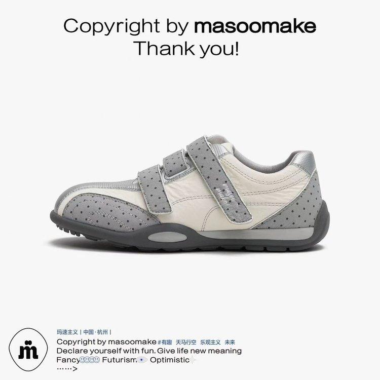 Velcro casual shoes lightweight sports shoes 2025 autumn new versatile flat baseplate shoes women's autumn polka dot shoes