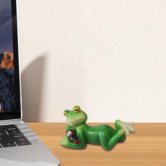 Lying Frog Figurine Planter Decoration Mini Frog Statue Resin Frog Holding Bottle Ornament for Garden Home Office Flower Pot Edge