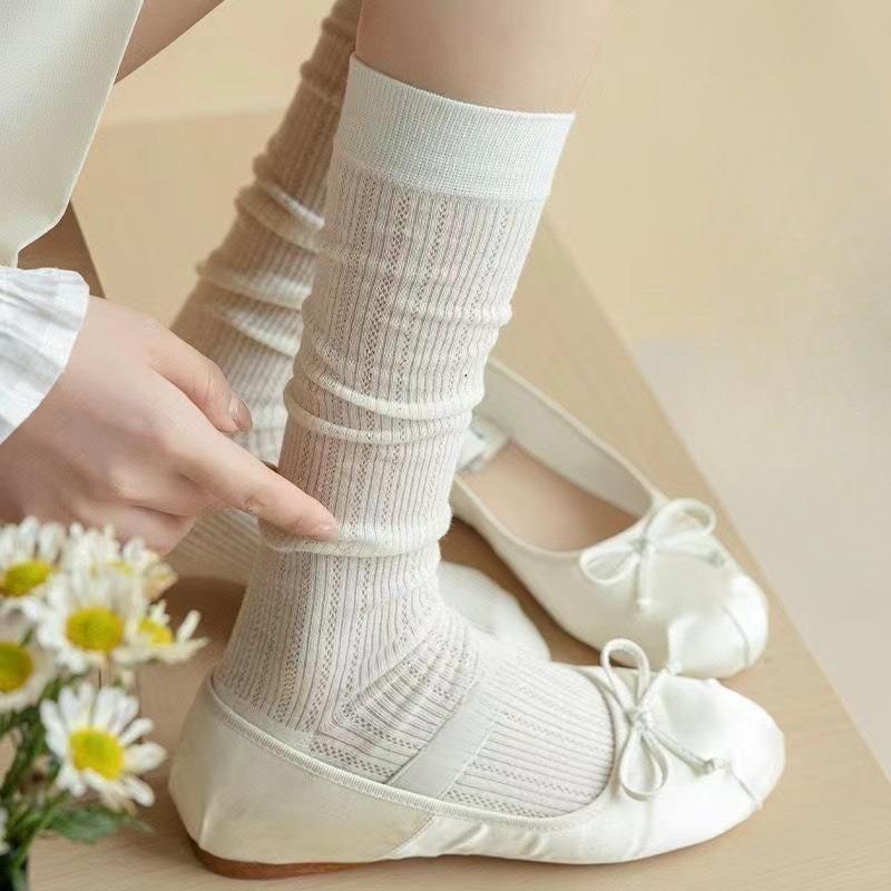 Женские летние тонкие вертикальные ажурные однотонные гольфы