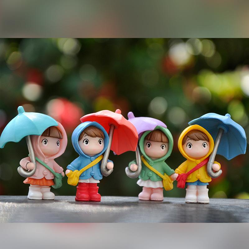 New Anime Cartoon Characters Umbrella Raincoat Girl Mini Pvc Action Figure Doll Decoration Decoration