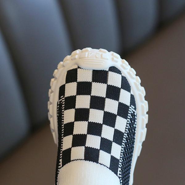 Children's Sports Shoes 2025 Spring and Autumn New Boys' Casual Shoes Breathable Mesh Shoes Soft soled Girls' Flyknit Shoes Baby Shoes