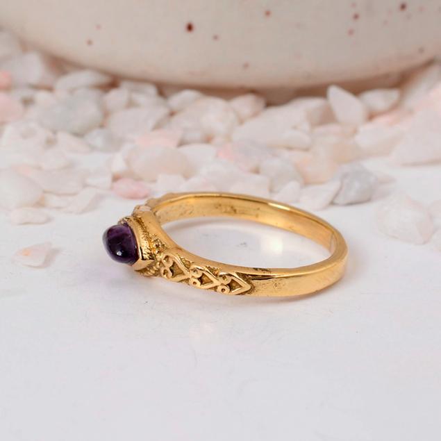 Vintage Gold Amethyst Marquise Ring: Delicate Purple Navette Gemstone and Ornate Filigree Band, Perfect for Stacking.