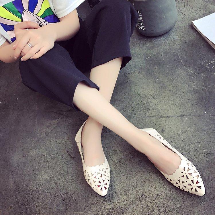 Summer Women Flat Shoes Soft Casual Loafers Female Ballet Flats Sweet Cut Out Suede Slip On Moccasins Breathable Ladies Footwear