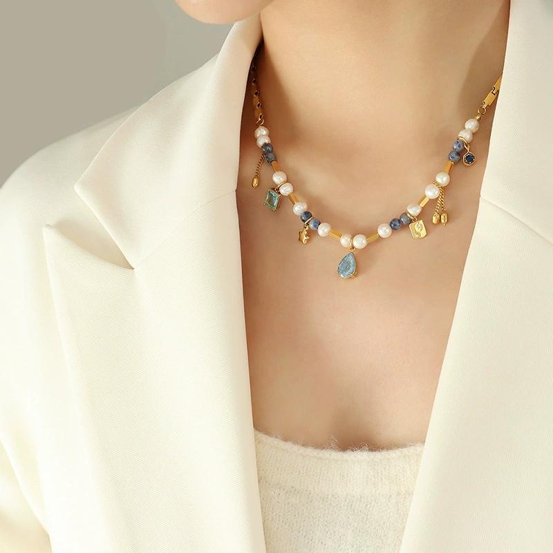 LT-P1369 Trendy Women's Pendant Necklace with Titanium Steel Silver & 18K Gold Plating Heavy Workmanship