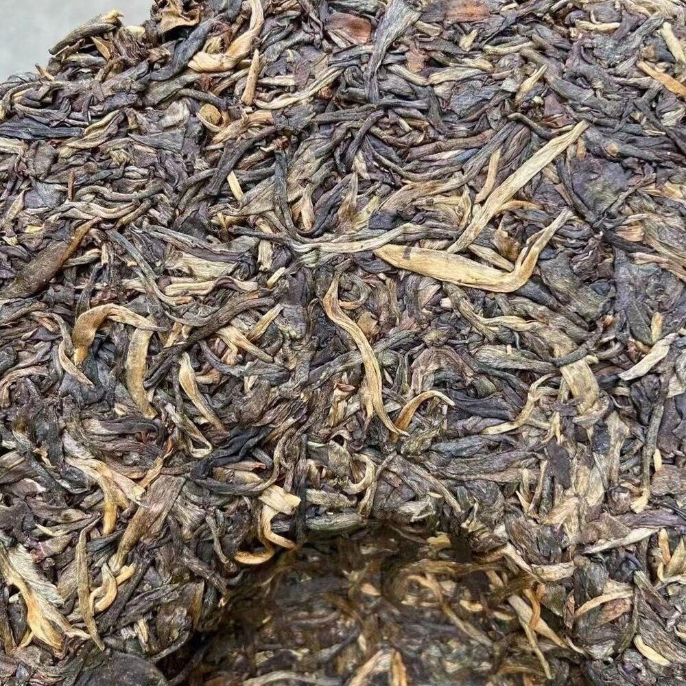 Чай Mengku Rongshi Spirit Shen Pu-erh Soul Puer Tea Raw Pu Er 357г