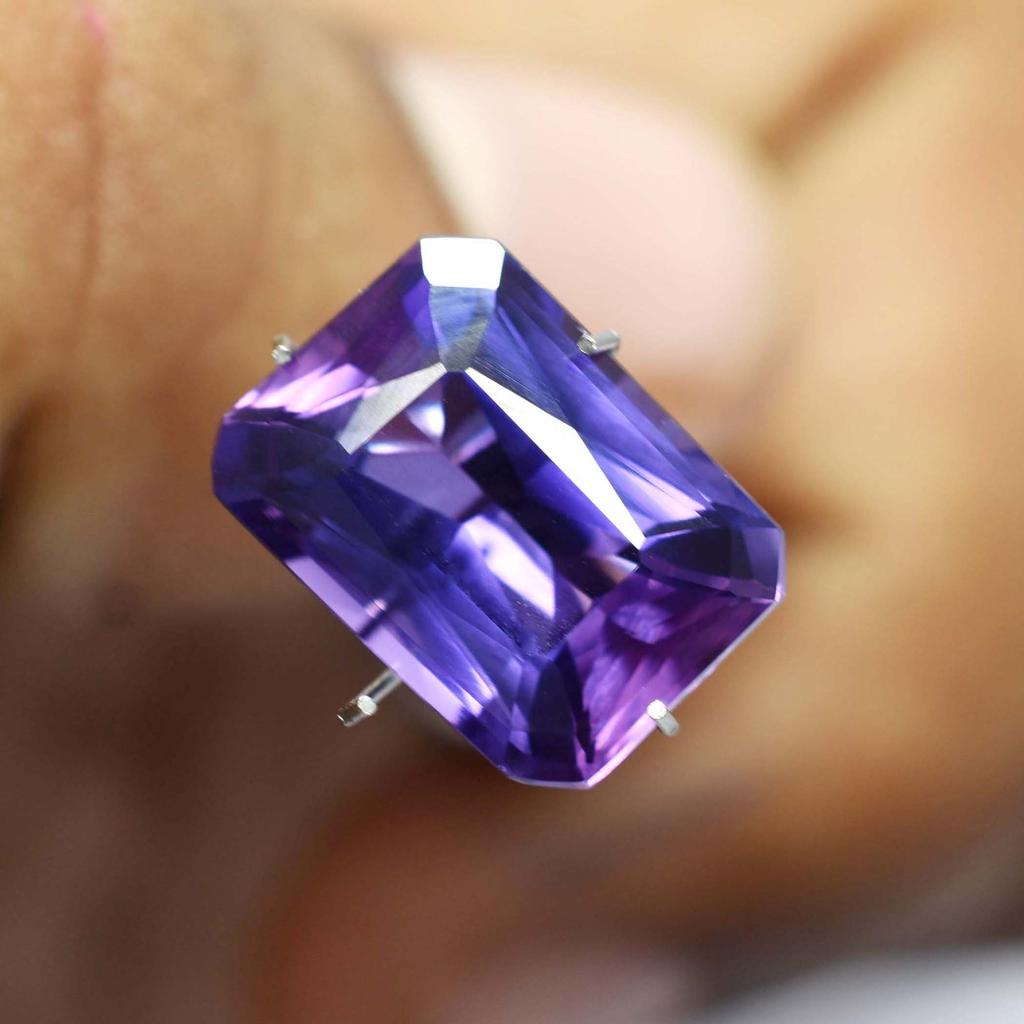 Certified Natural Color Change Alexandrite 7.60 Ct Emerald Cut Gemstone