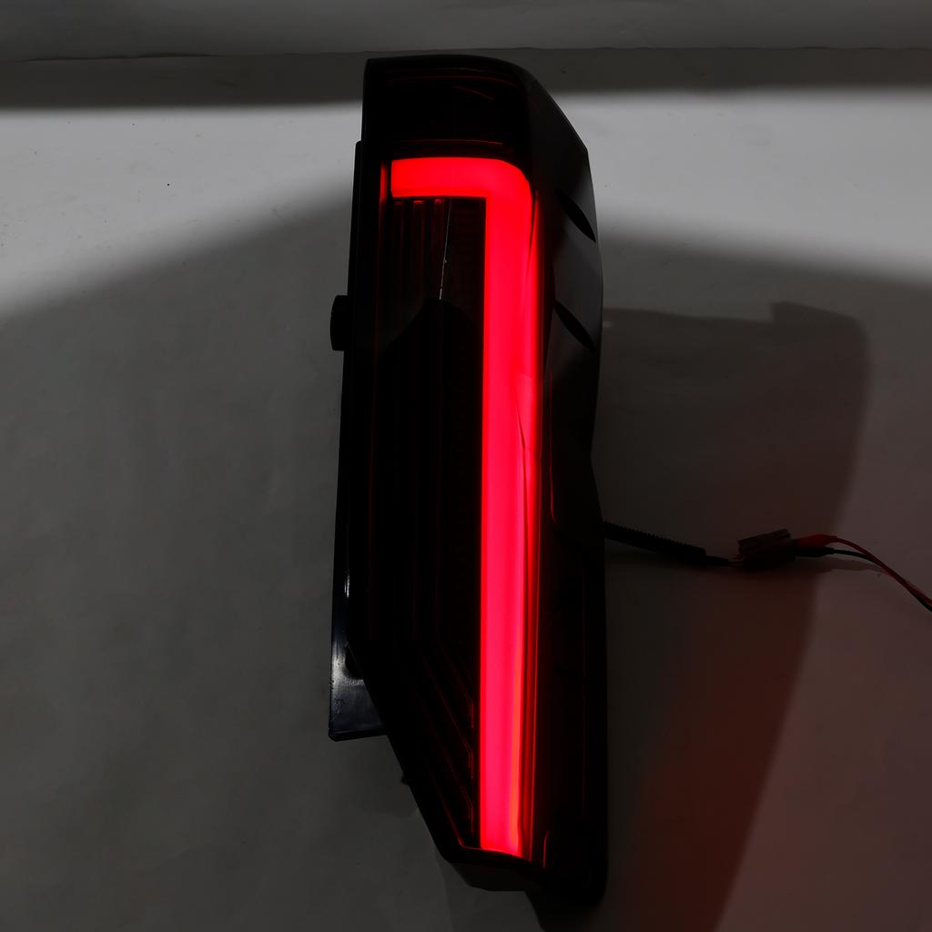 Left+Right LED Tail Light Assembly For Toyota Hiace 6th H300 2019-2023