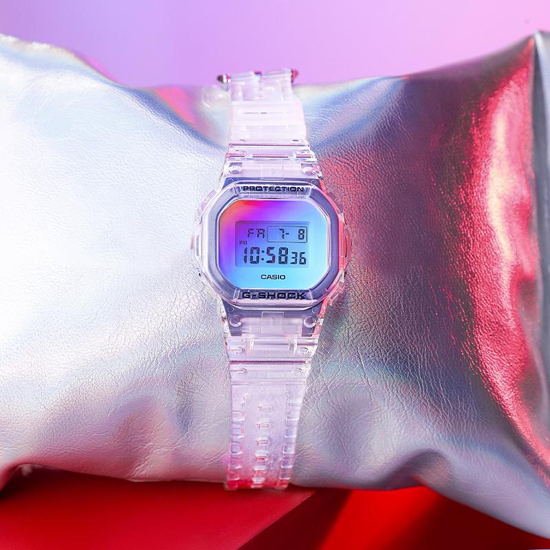 Casio Мужские часы серии G-SQUAD DW-5600SRS-7PR DW-5600SRS-7PR