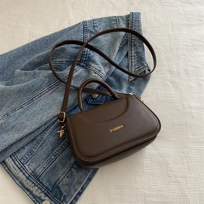 Модная нишевая дизайнерская маленькая сумка женская 2024 новая личность красивая простая сумка-мессенджер осенняя портативная маленькая квадратная сумка