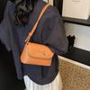 2024 новая корейская версия нишевый дизайн сумка подмышку трендовая модная простая высокая ценность одно плечо портативная маленькая квадратная сумка