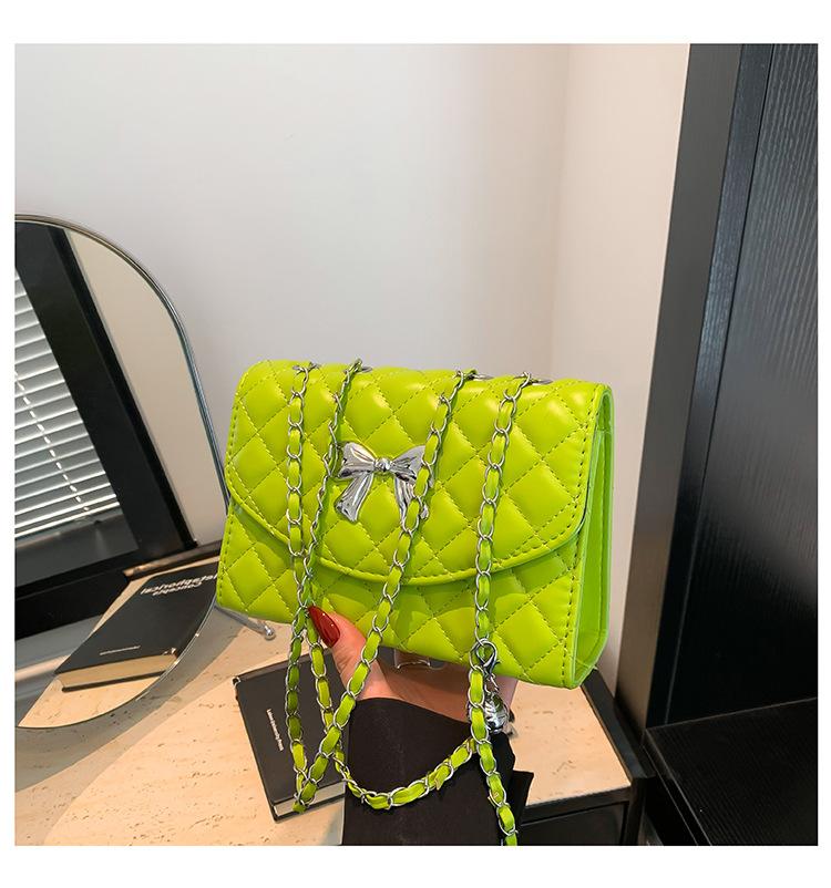 Новая фактурная маленькая квадратная сумка-цепочка в иностранном стиле для женщин 2024 года, повседневная сумка-мессенджер через плечо