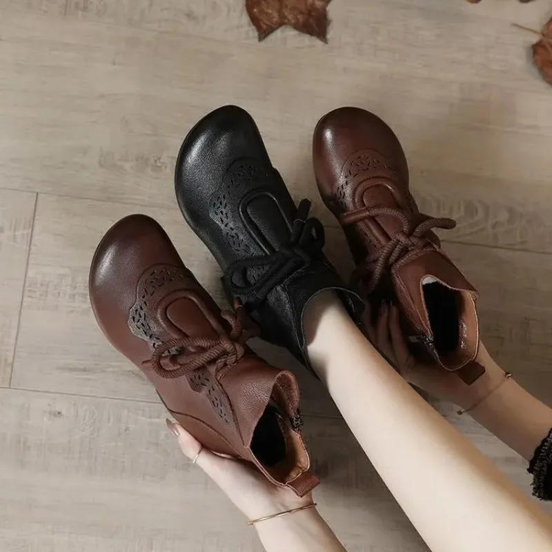 Fashion Hot Selling 2025 Hot Sell Vintage Autumn Winter Short Boot Low Heel Comfortable Round Toe Boot Rubber Soft Sole Shoes Flat Brown