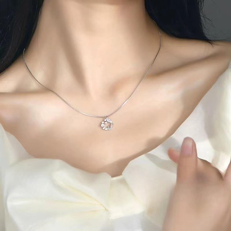 Счастливый венок ожерелье женское нишевое легкая роскошь высококачественный подвеска минималистичный пасторальный ins стиль ювелирные изделия