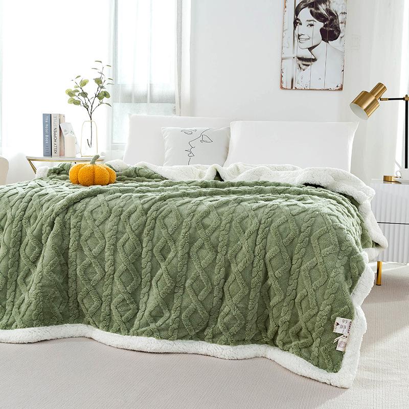 Double-layer Thickened Lambskin Jacquard Tuff Fleece Blanket for Office Nap - Solid Color AB Version.